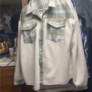 Vanilla Bay Plaid Sherpa Jacket